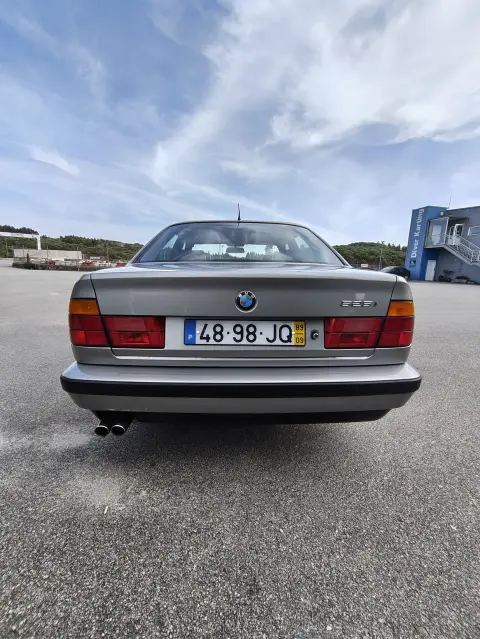 BMW E34 — miniatura 4