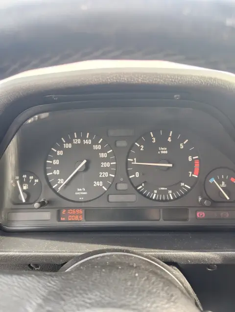 BMW E34 — miniatura 7