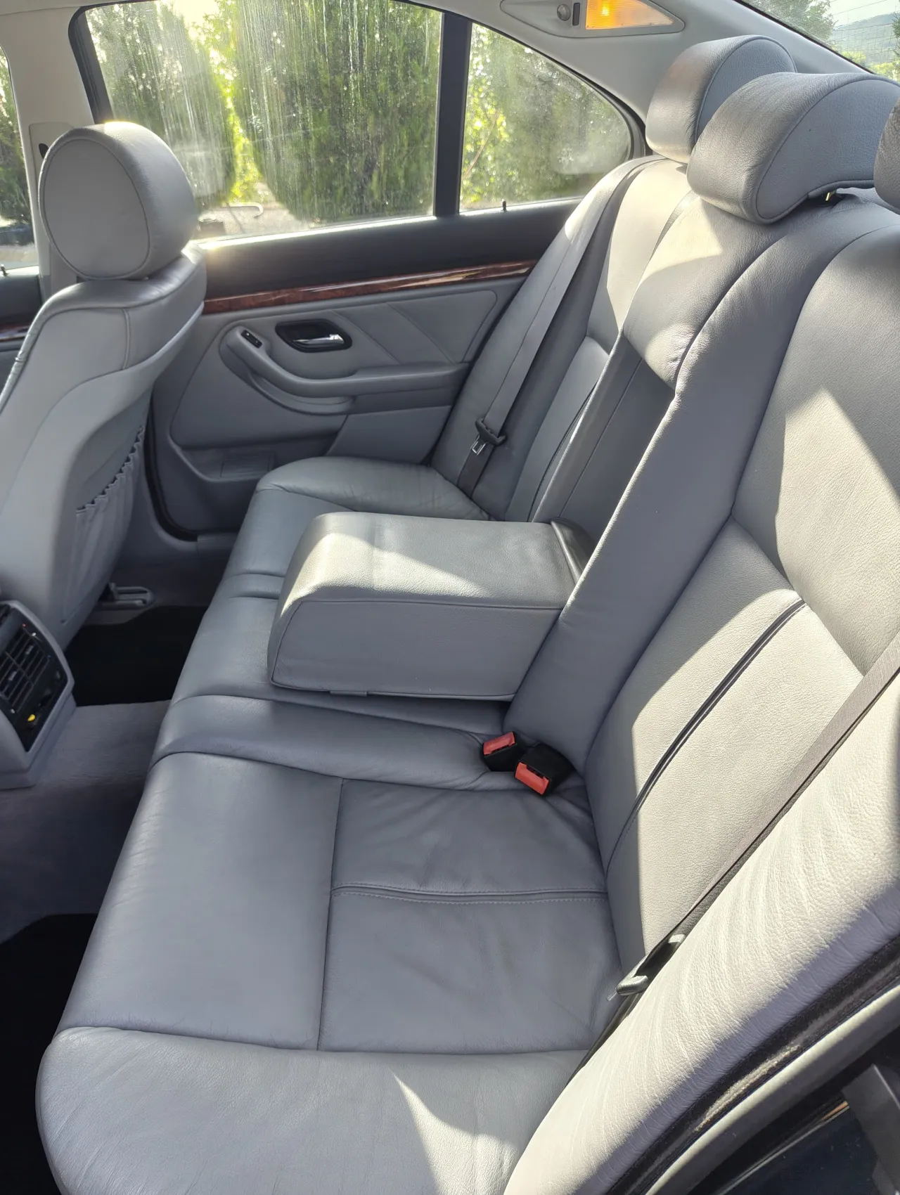 BMW E39 1999 — foto 6